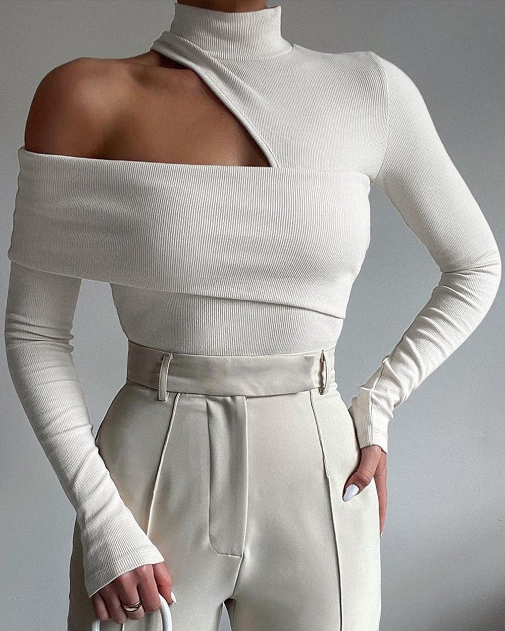 Women's One Shoulder Cutout Long Sleeve Turtleneck Top