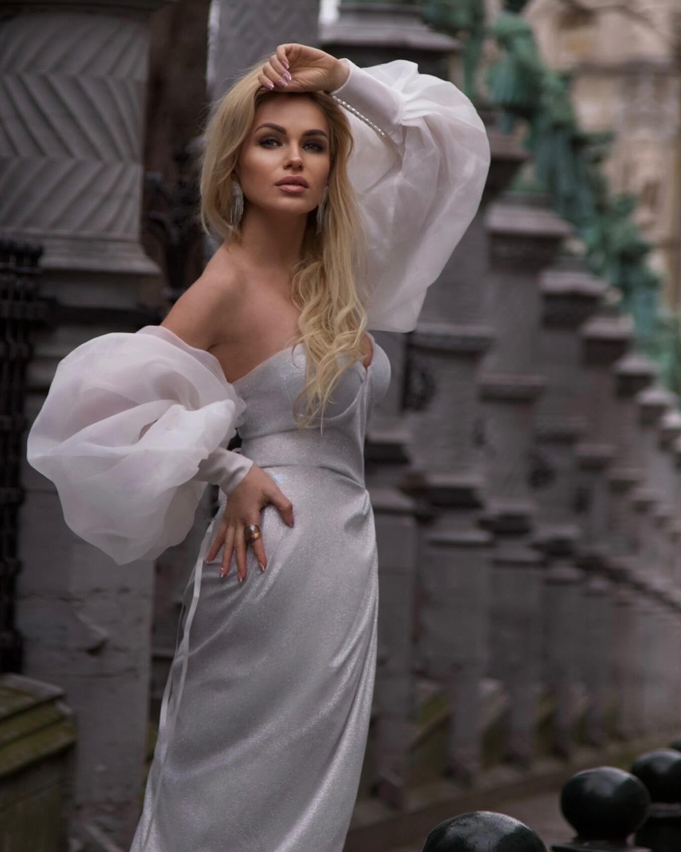 Robe tube à manches bouffantes de style européen et américain