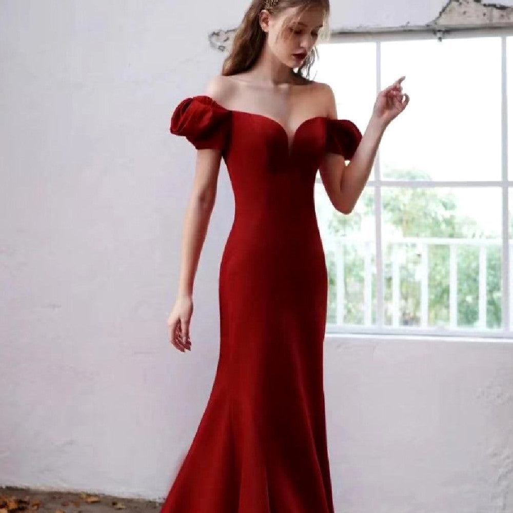 Robe de banquet en satin à la mode pour femme