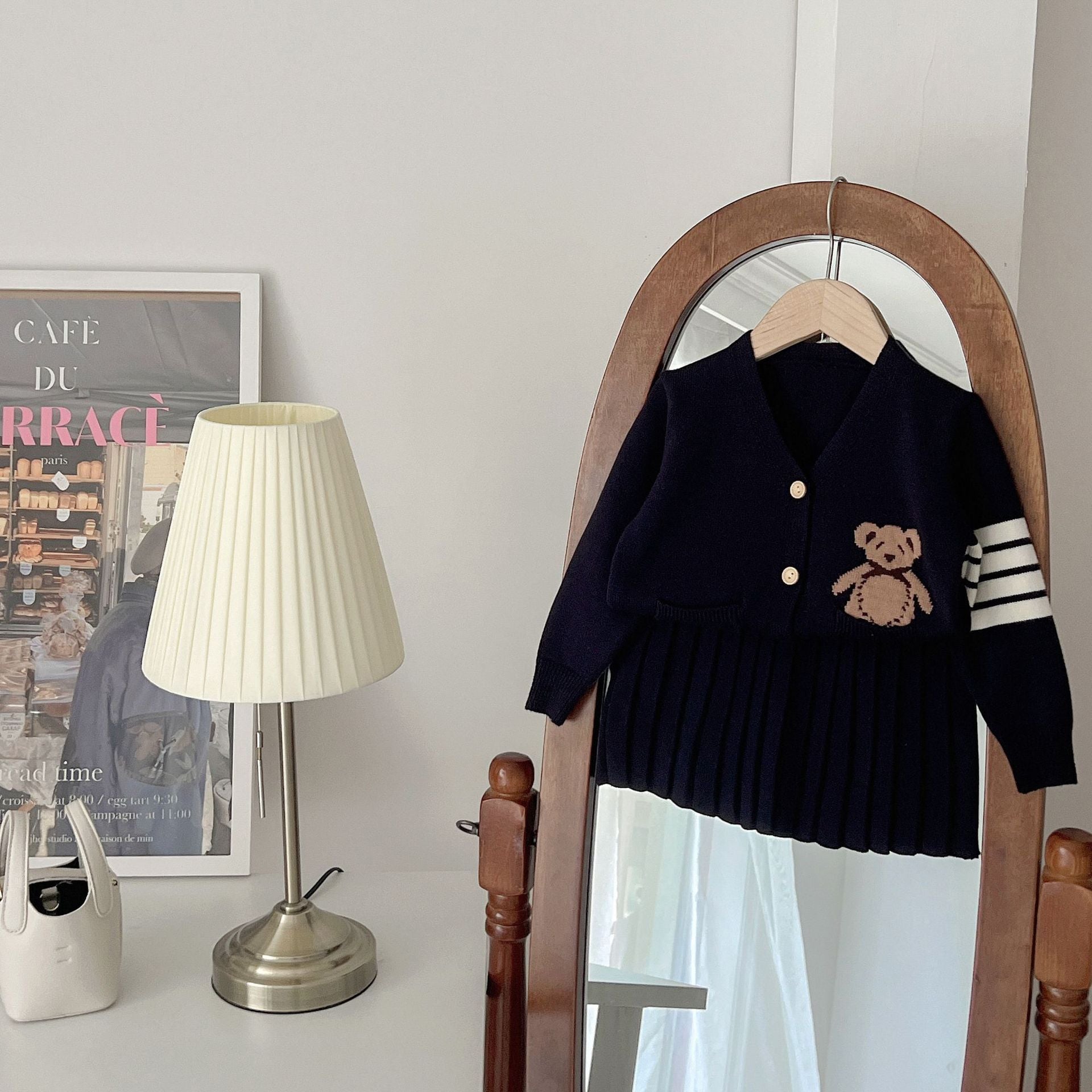 Ensemble deux pièces jupe cardigan populaire pour enfants du Collège Ours