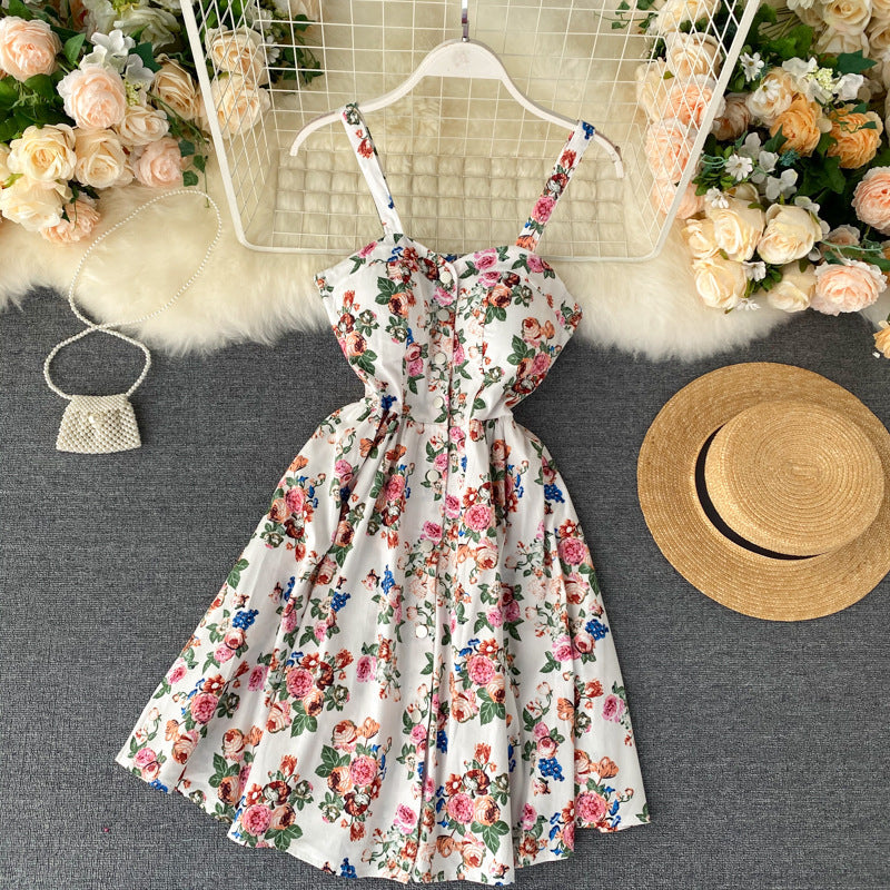 Robe fleurie de vacances pour femme