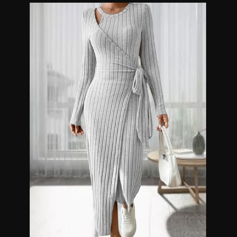 Robe rayée à col rond et manches longues pour femme avec nœud étroit