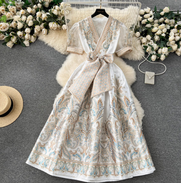 Robe longue imprimée à nouer à la taille pour femme