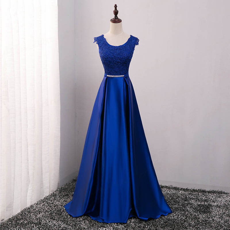 Robe de soirée longue en mousseline