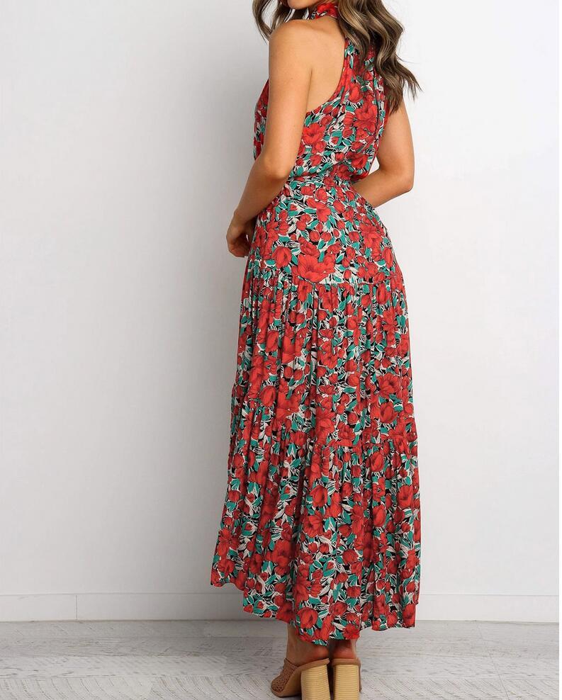 Robe fleurie chaude pour le printemps et l'été