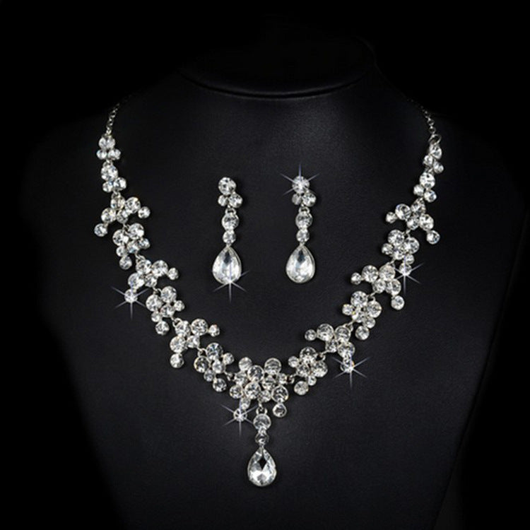 Korean wedding bride female diamond necklace earrings set water money supply accessories wholesale trade