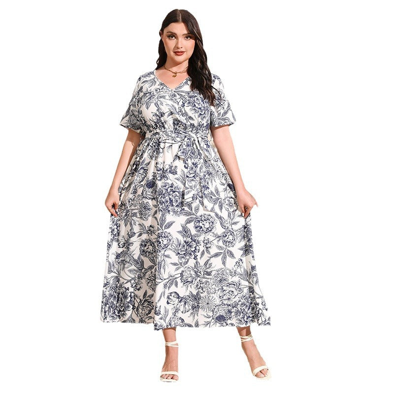 French-style Elegant Plus-size White Ink-wash Floral V-neck Short-sleeve Waist-cinched Maxi Dress