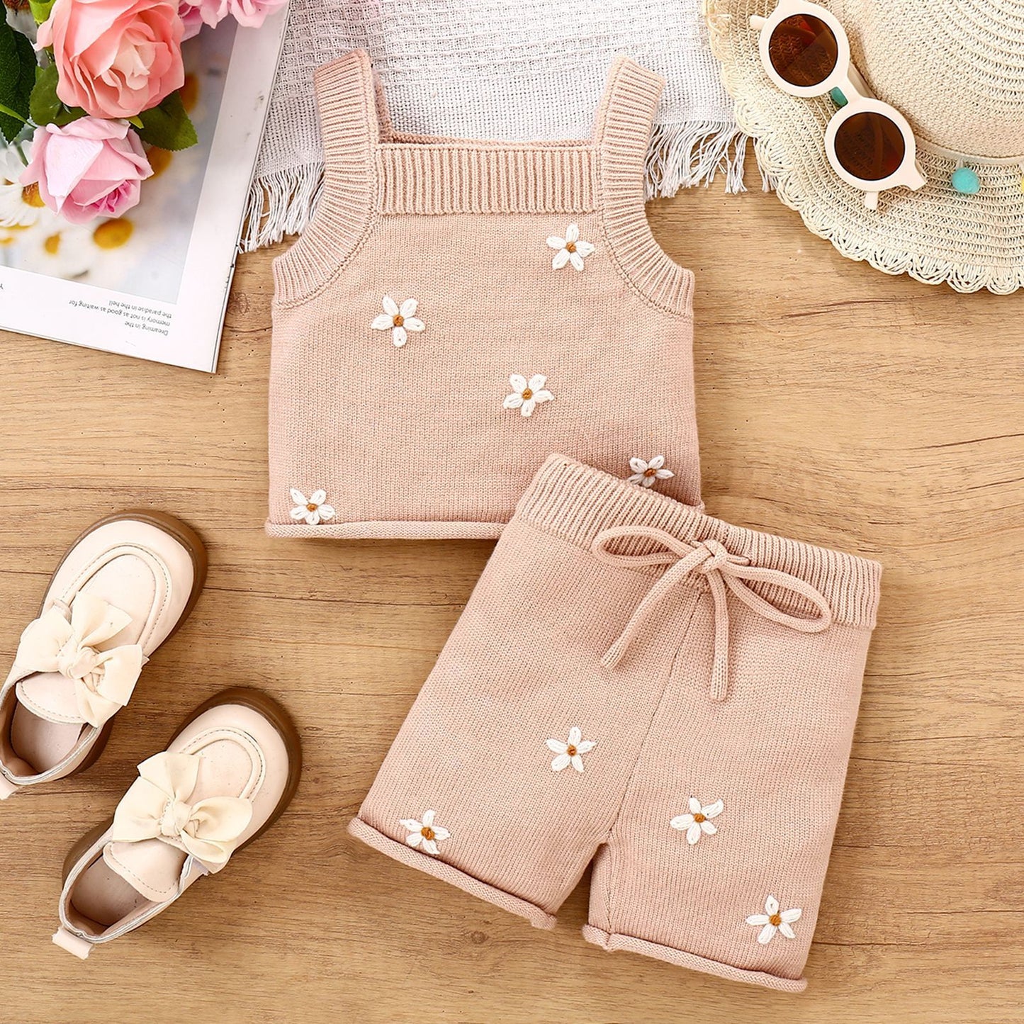 Ensemble pour fille avec gilet brodé à fleurs et nœud à faux cordon de serrage