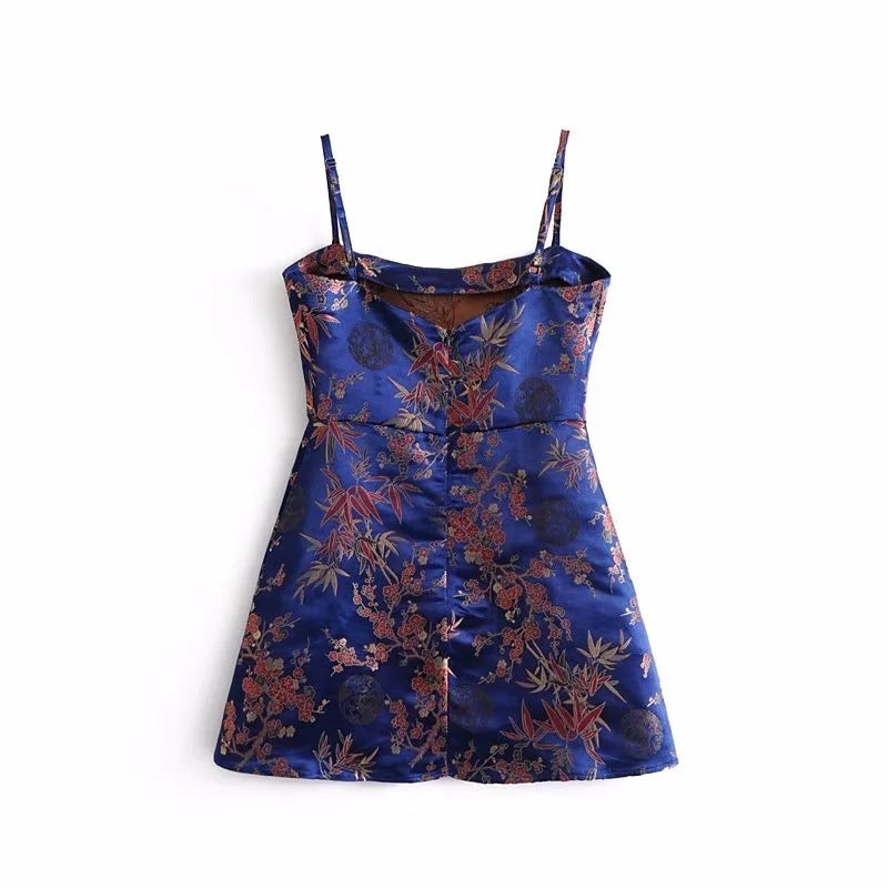 Embroidery Floral Women Dress Kylie Jenner Strapless women party dress Short Chinese Style satin dress vestido vintage Robe