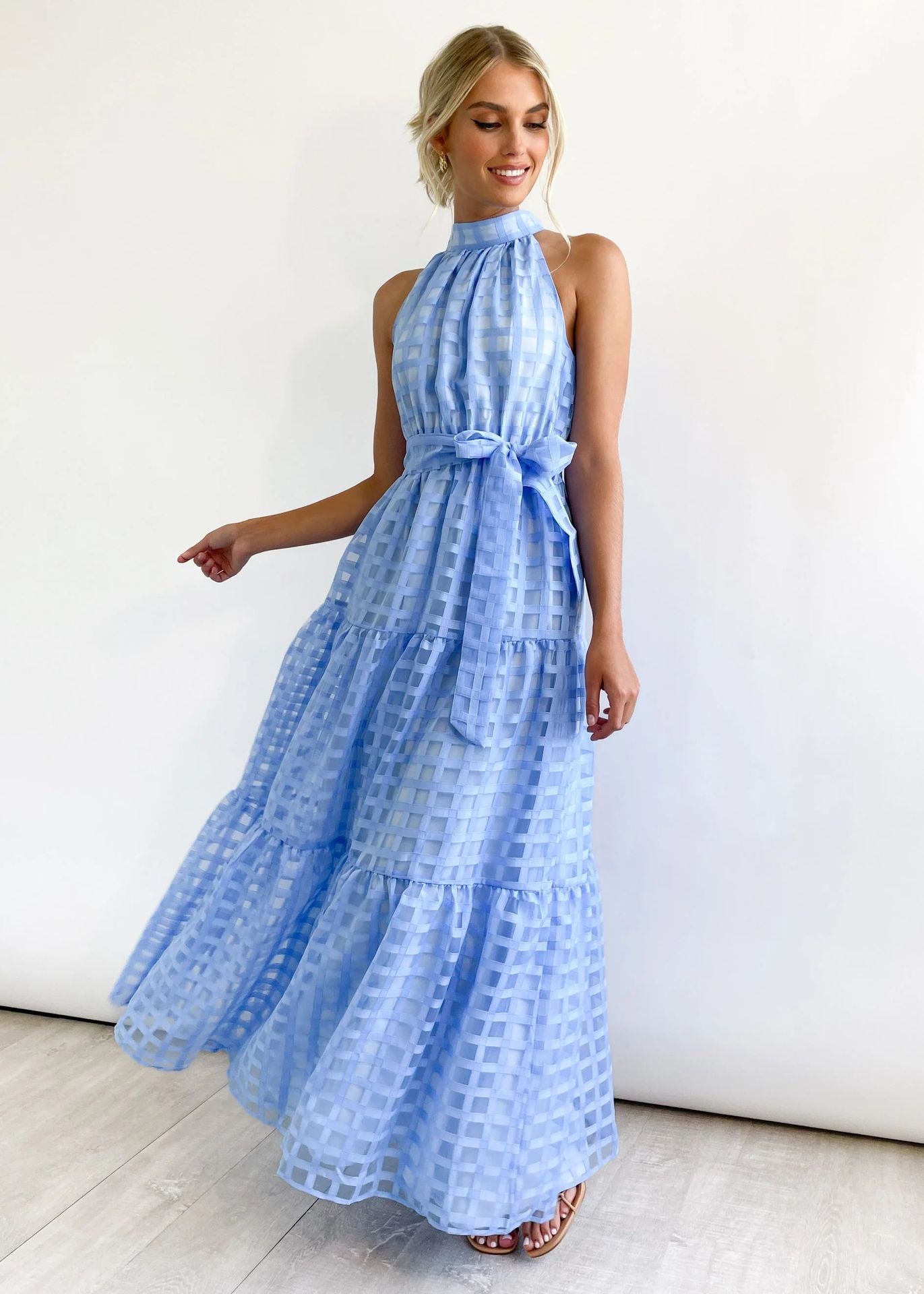 Robe décontractée sans manches de haute qualité avec ourlet large et taille ajustée