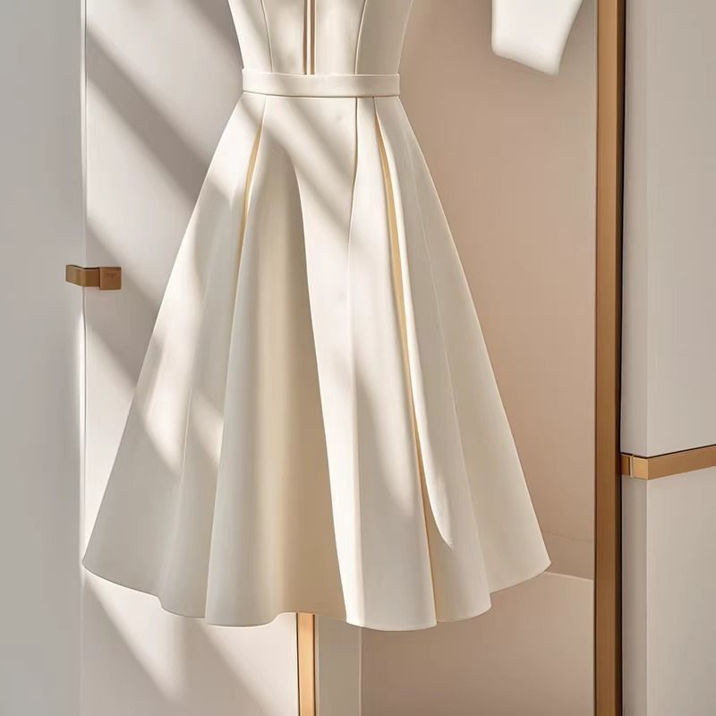 Women's French-style High-grade Round Neck Short-sleeved Dress