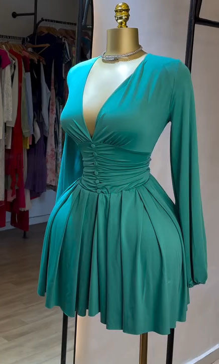 French-style Womens Pleated V-neck Long-sleeve Dress
