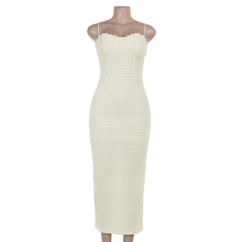 Robe fendue élégante et flatteuse pour la poitrine, tissu caractéristique