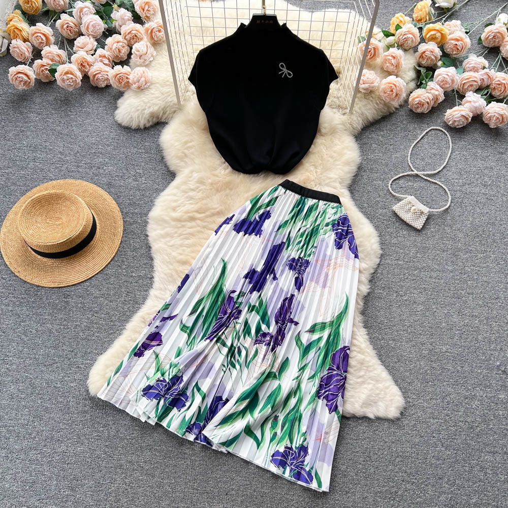 Women's Summer High-end Design Sense Niche Sleeveless Shirt Top Pleated Dress Two-piece Set