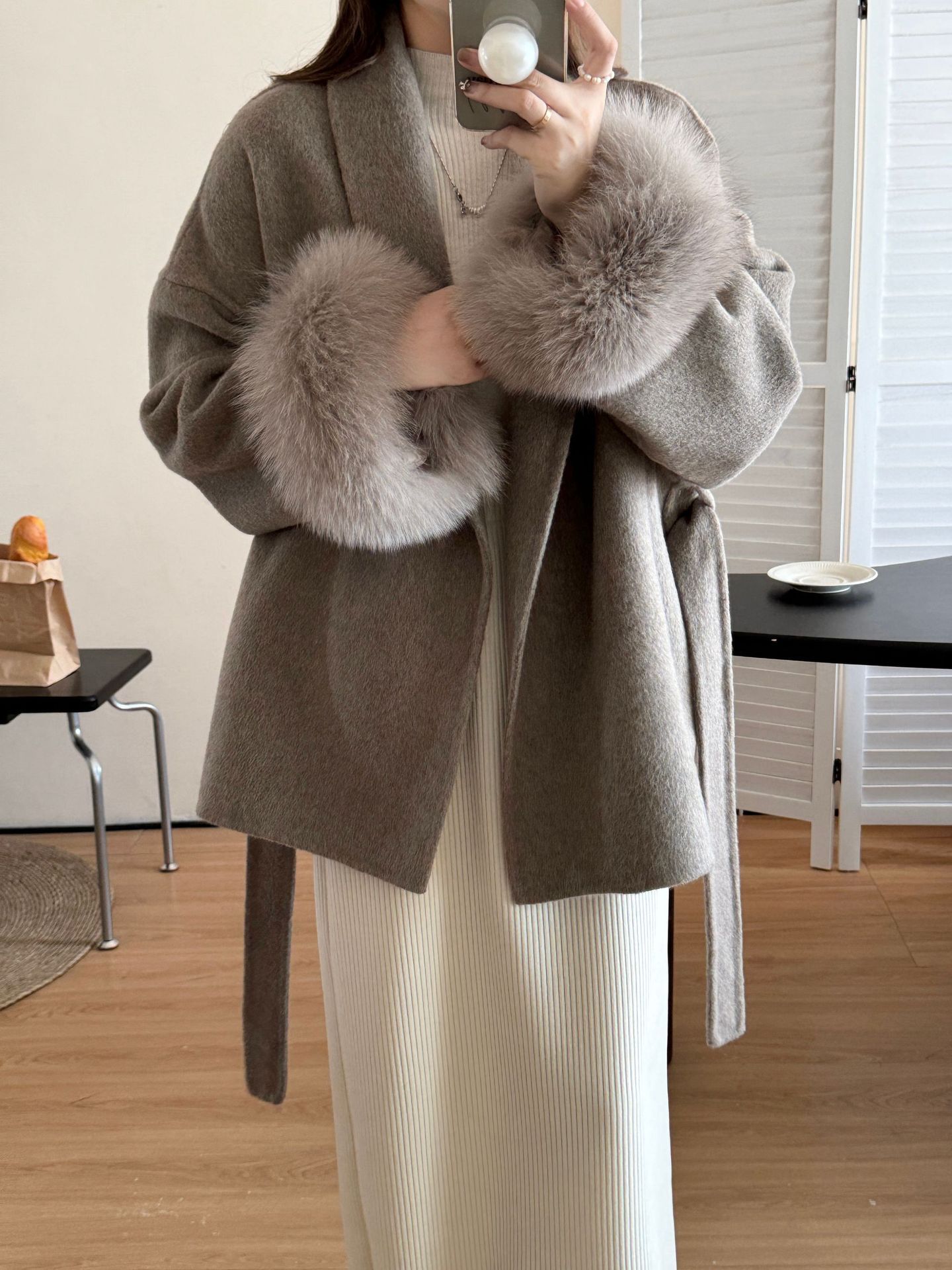 Manteau réversible en cachemire Advanced Sense avec haut noué sur le devant