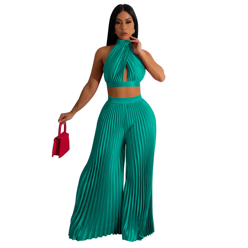 Ensemble deux pièces pour femme avec pantalon large plissé en soie et dos nu