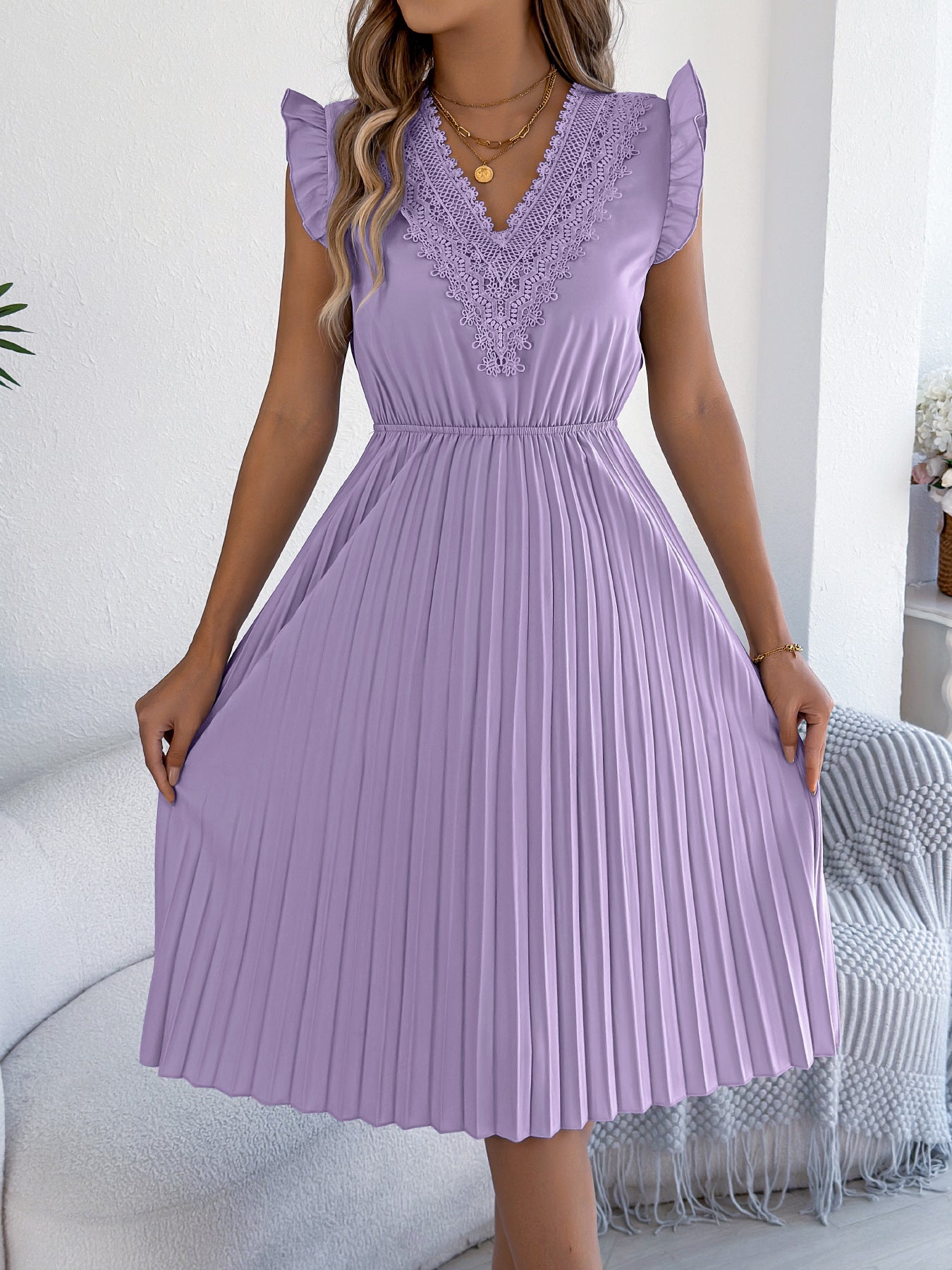 Casual Lace V-neck Ruffled-waist Pleated Dress