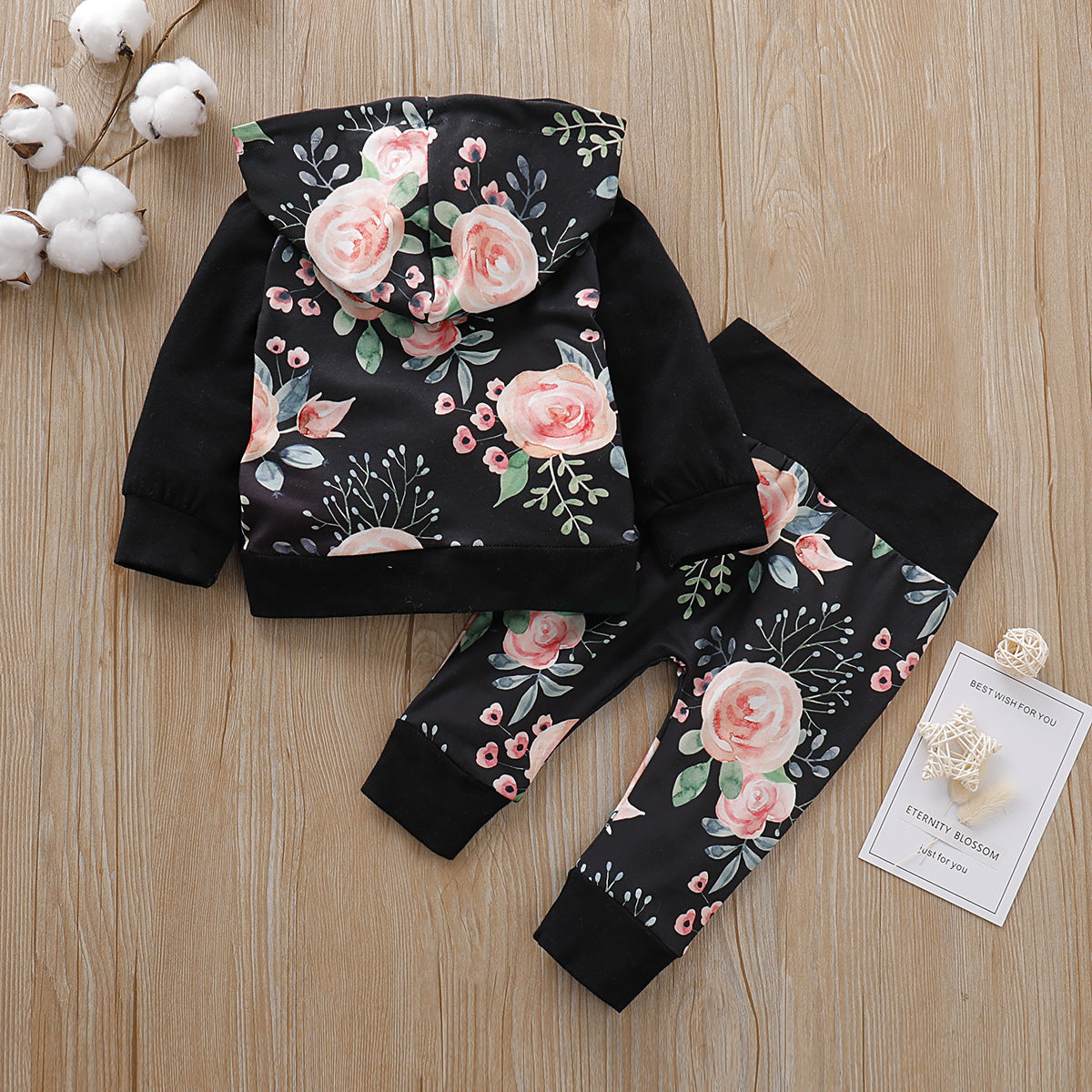 Costume à imprimé floral tendance