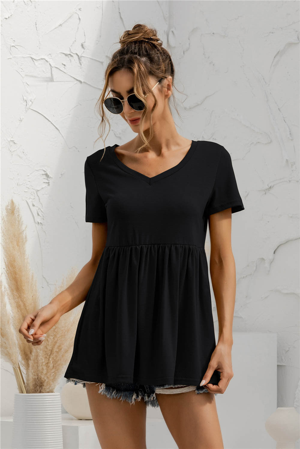 Women's Fashion V-neck Short Sleeve Top