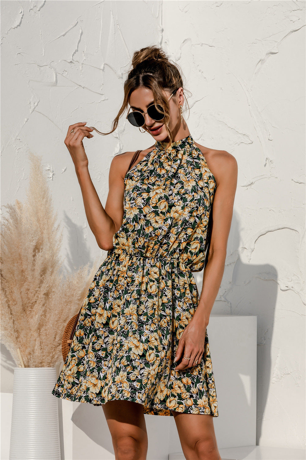 Popular Independent Station Popular Halter Floral Tie-neck Strapless Dress