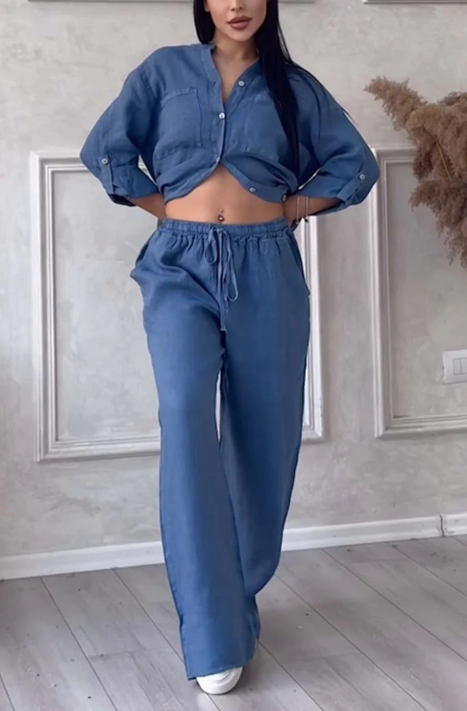 Ensemble deux pièces à lacets et pantalon large pour femme