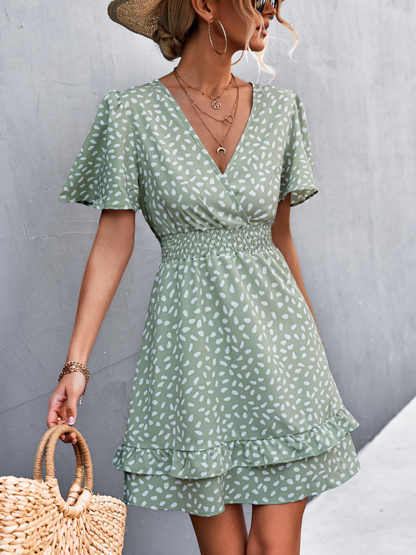 New V-neck Ruffle Waist-tight Smocking Dress