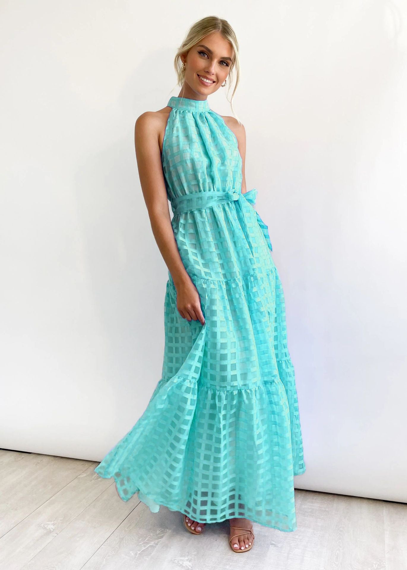 Robe décontractée sans manches de haute qualité avec ourlet large et taille ajustée