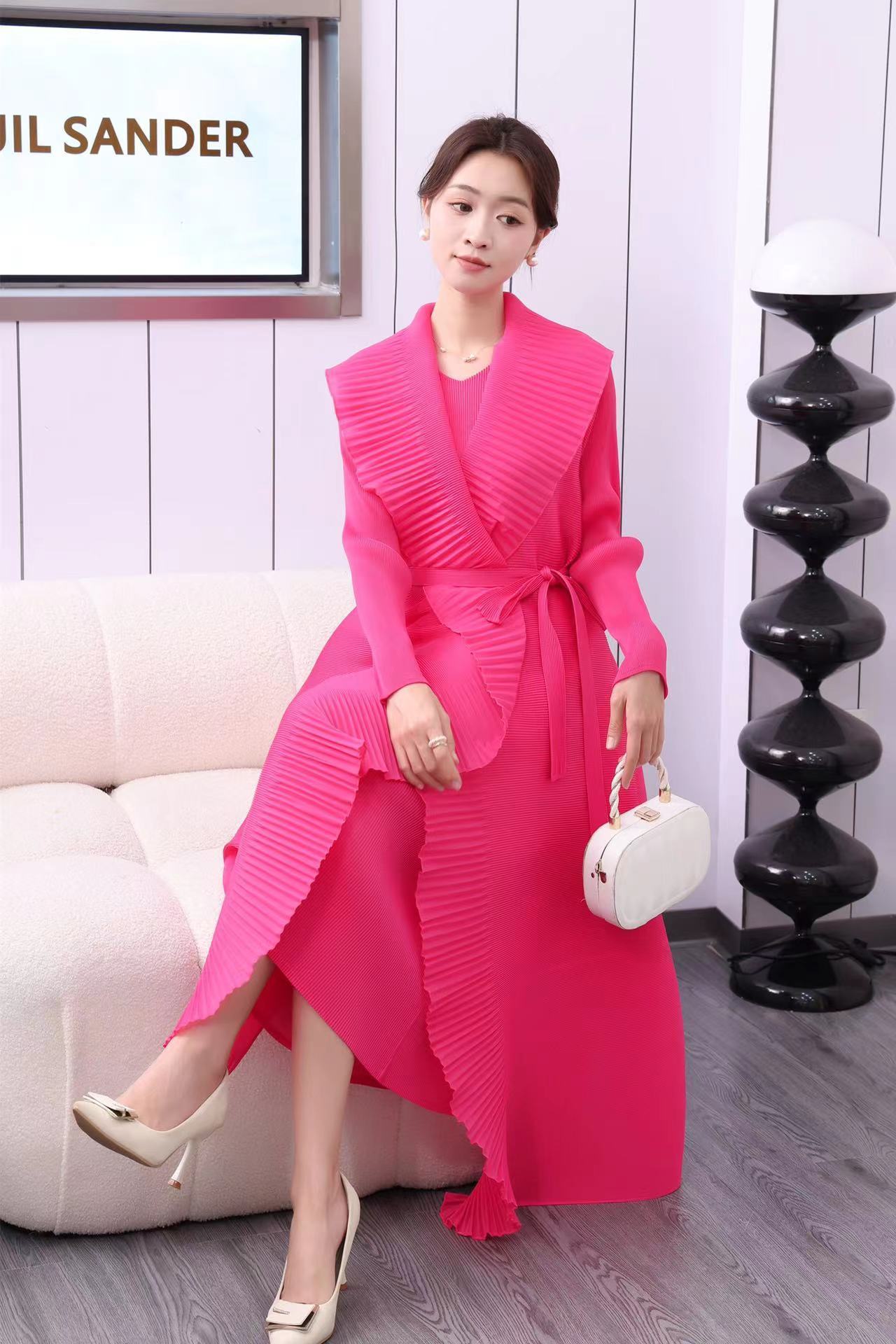 Spring And Autumn New Close Edge Belt Solid Color Dress Shawl Two-piece Set