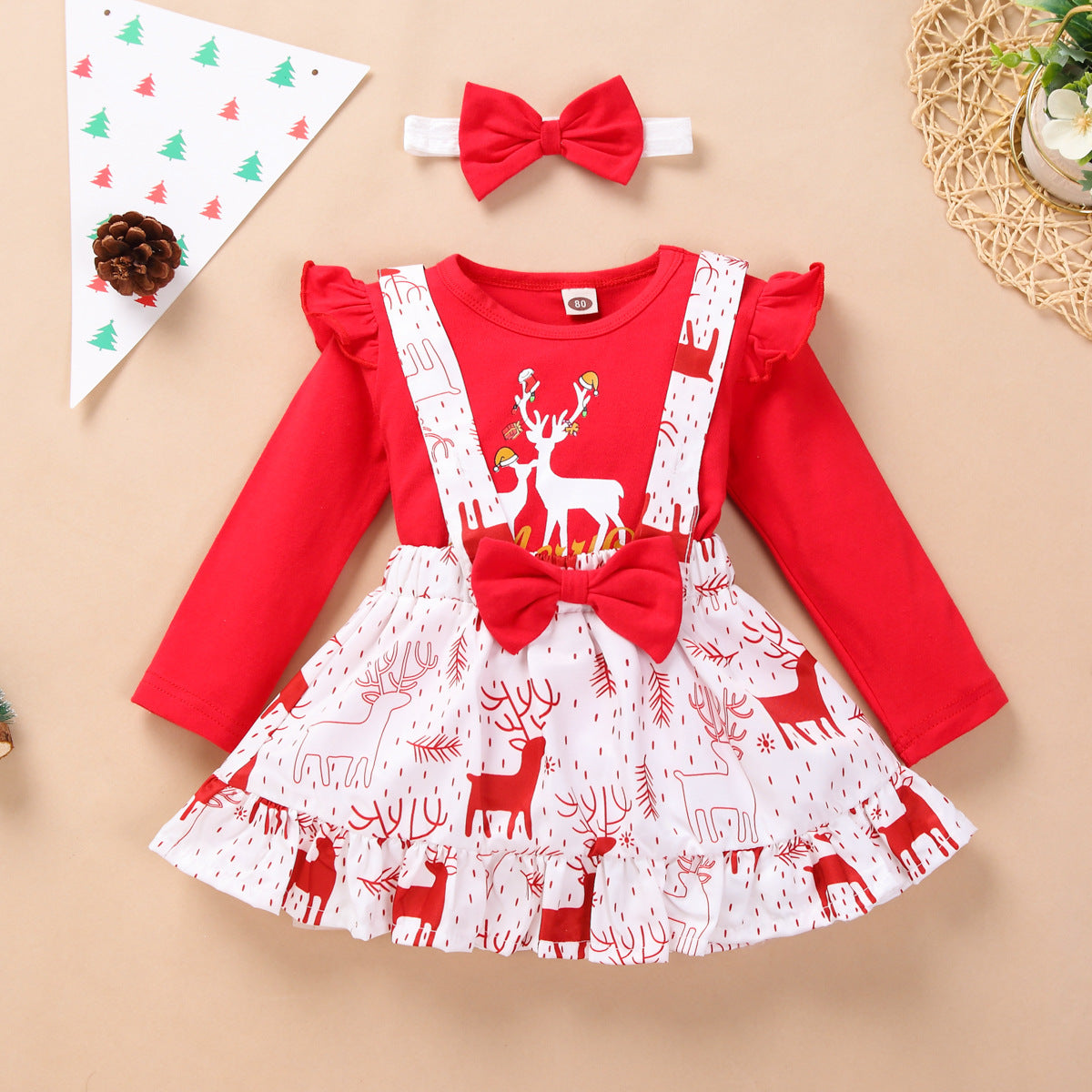 Nouvelle robe à bretelles à manches volantées en élan