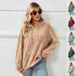 Pull tricoté à capuche et à rayures avec poche kangourou