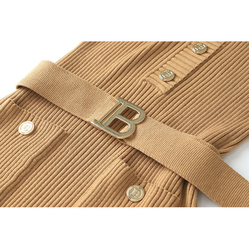Robe longue en tricot élastique à manches longues et col rond