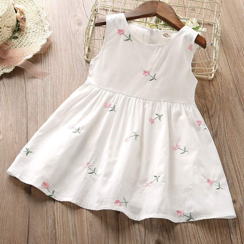 Jupe brodée de fleurs à petites fleurs