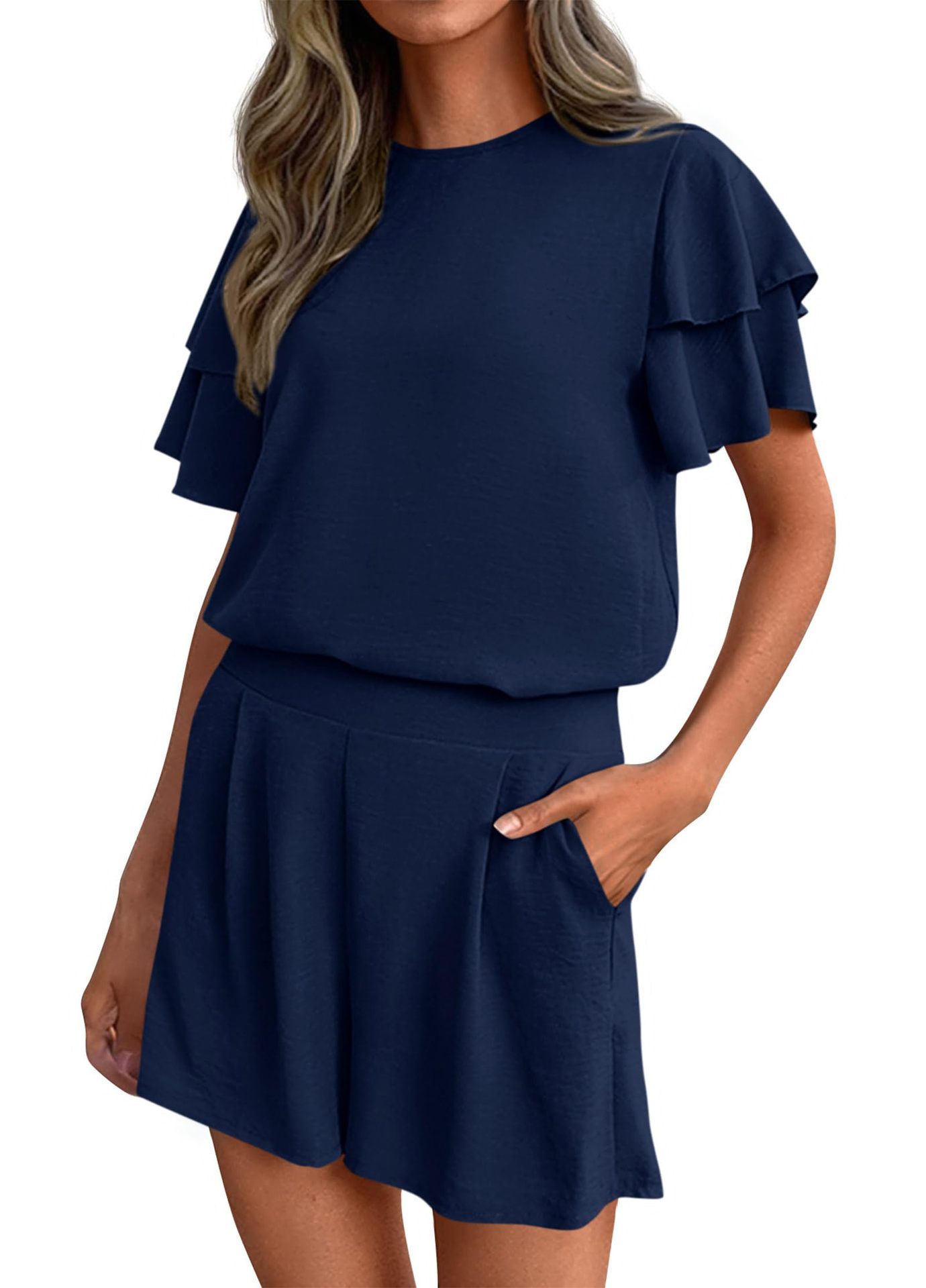 Women's Fashionable Casual Two-Piece Set Crew-Neck Short-Sleeve Top And Shorts