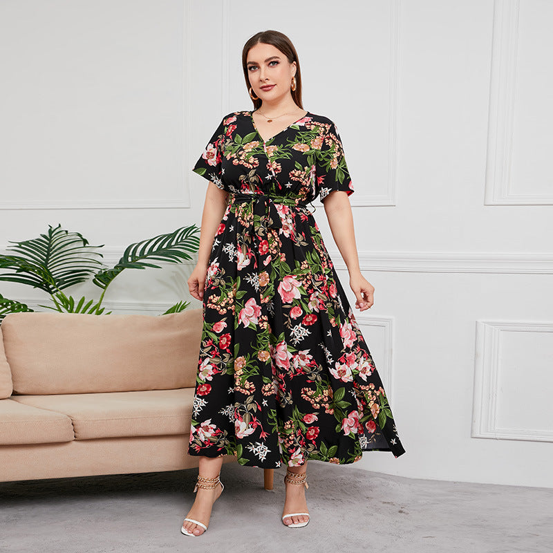 French-style Elegant Plus-size White Ink-wash Floral V-neck Short-sleeve Waist-cinched Maxi Dress