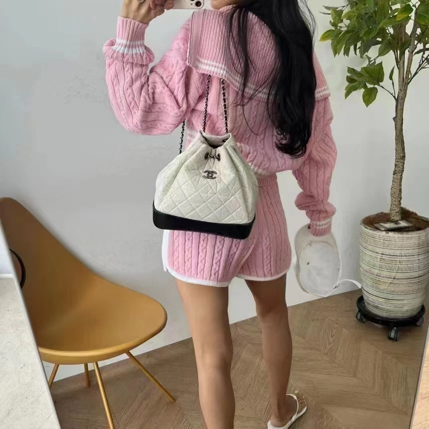 Ensemble pull-short en maille torsadée tendance
