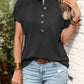 T-shirt à manches courtes et boutons de couleur unie pour femme