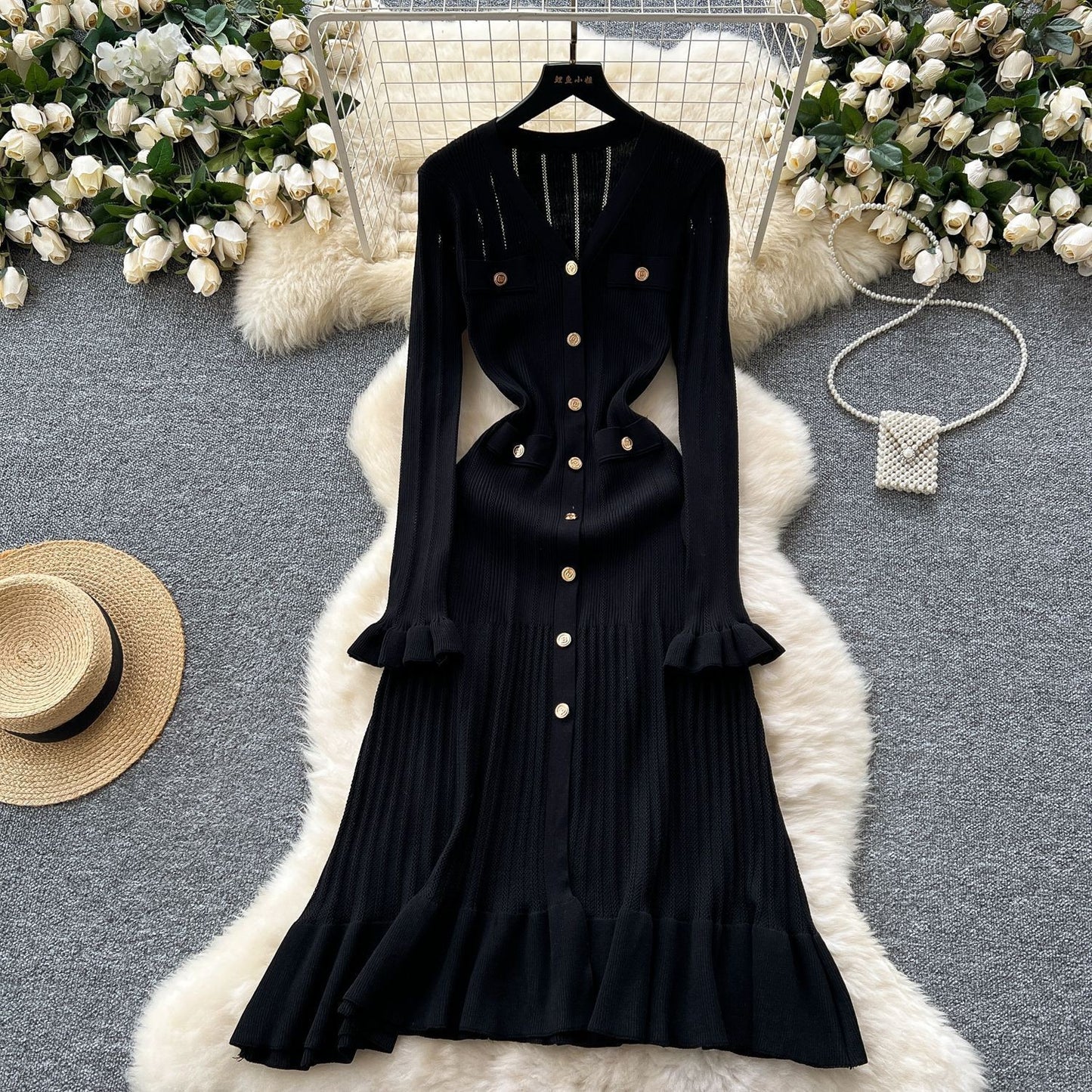 V-neck Metal Buckle Slim Fit Slimming Flounce Knitted Dress