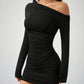 Solid-color Form-fitting Dress With A One-shoulder Design And Long Sleeves