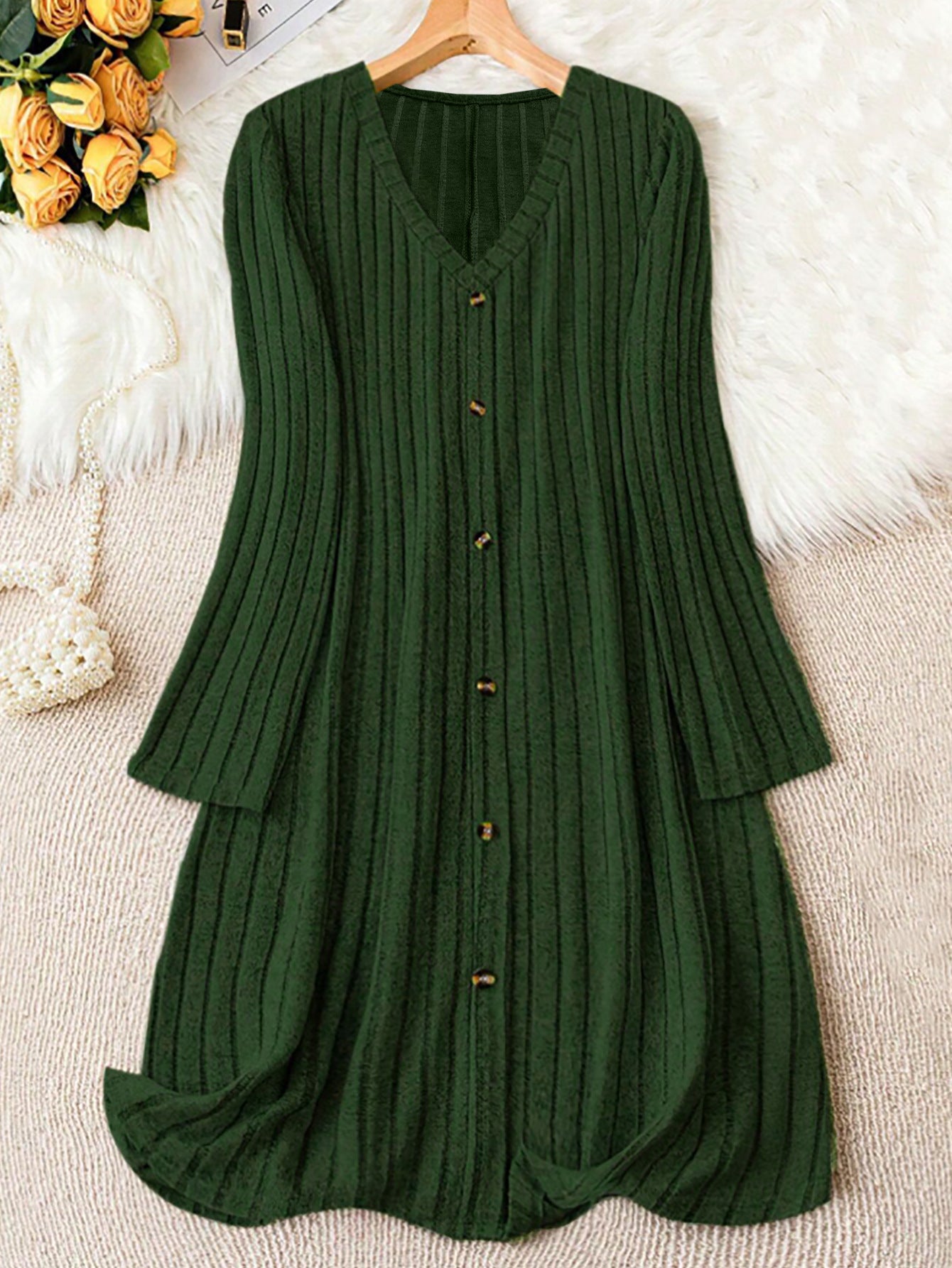 Solid-color V-neck Long-sleeve Versatile Dress