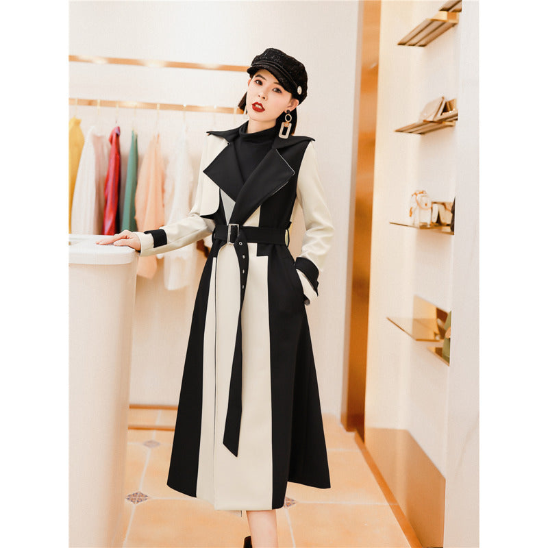 Manteau long en laine à lacets pour femme