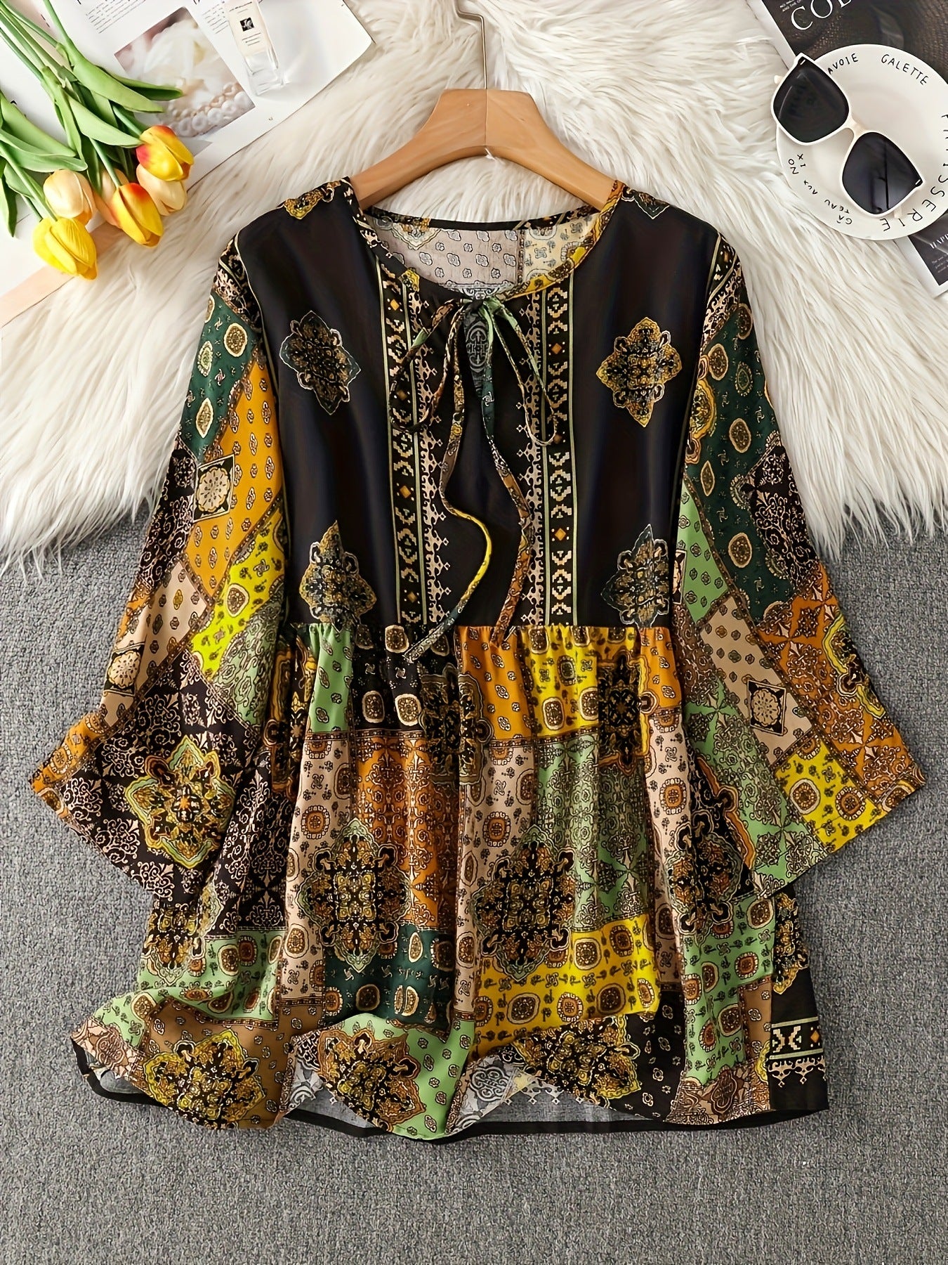 Seaside Vacation Women's Printed Top