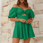 Robe plissée sexy à épaules dénudées et manches lanternes