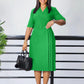 Robe de ville à manches courtes et col en V pour femme, taille ajustée, couleur unie