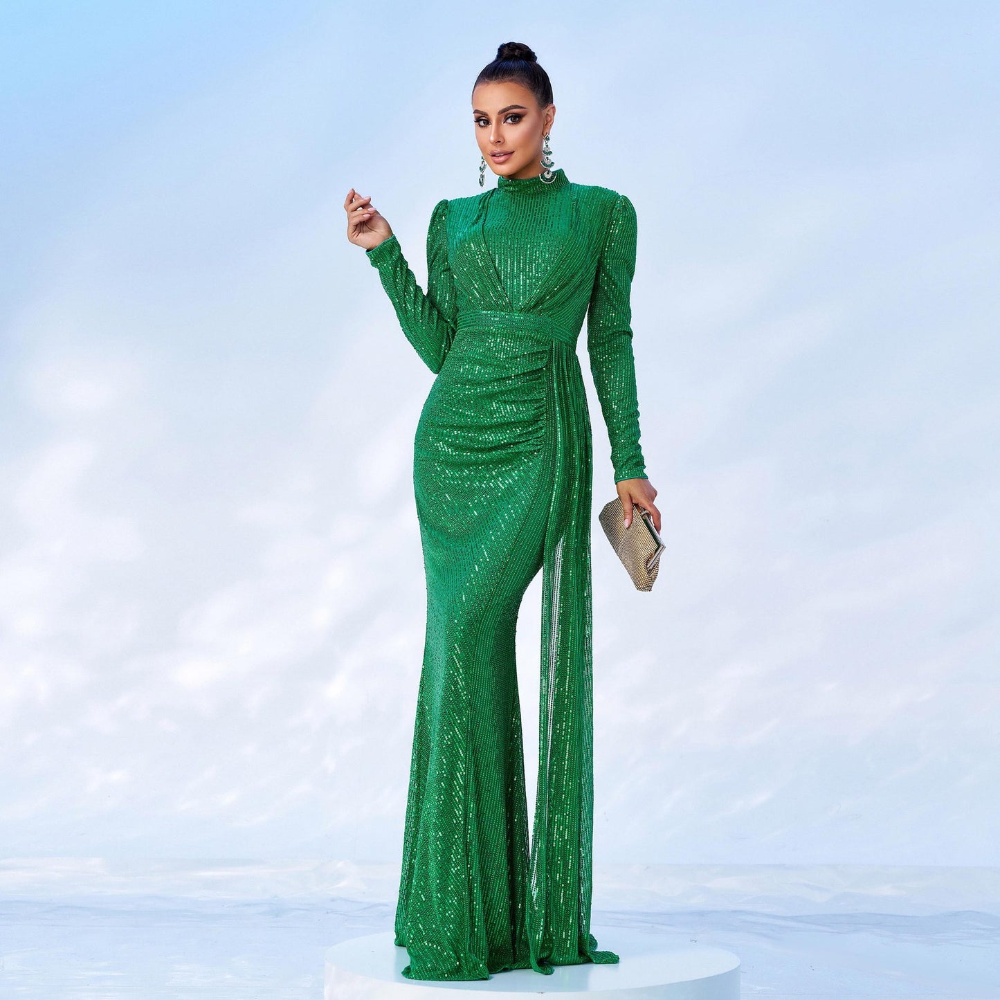 Long Sleeve Round Neck Slim Long Sequined Banquet Dress