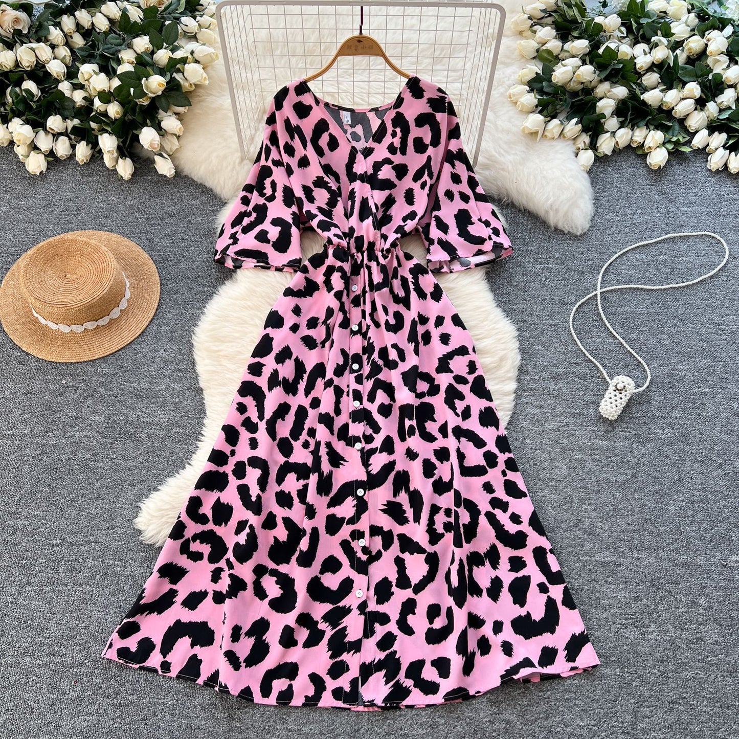 Five-quarter-sleeve Fitted-waist Single-breasted Printed Dress