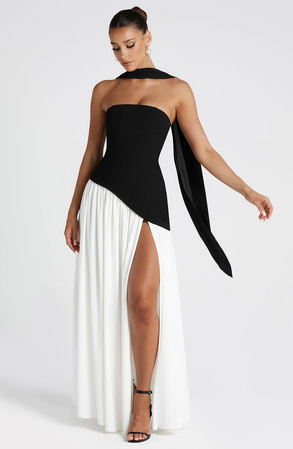 Fashion Backless Tube Top Color Split Dress
