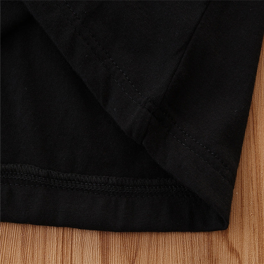 Ensemble à manches courtes pour fille, t-shirt noir à manches bouffantes, jupe à bretelles en jean, tendance