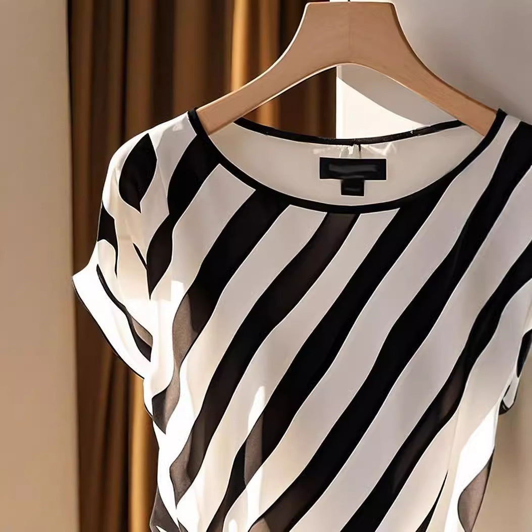 Fashion Black And White Striped Top For Women