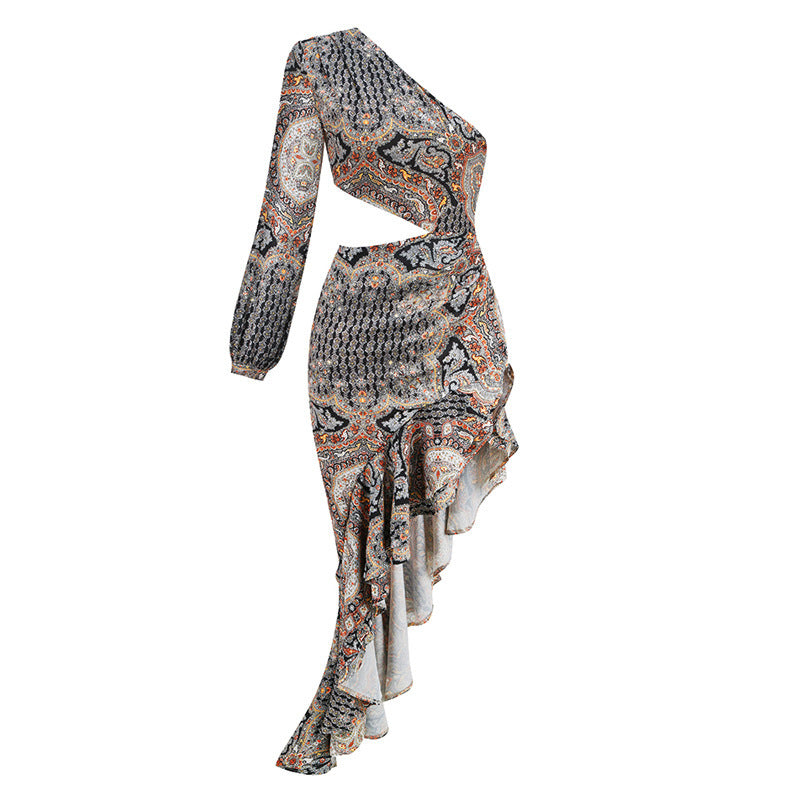 Robe à épaules inclinées et motif floral irrégulier à motif feuille de lotus pour femme