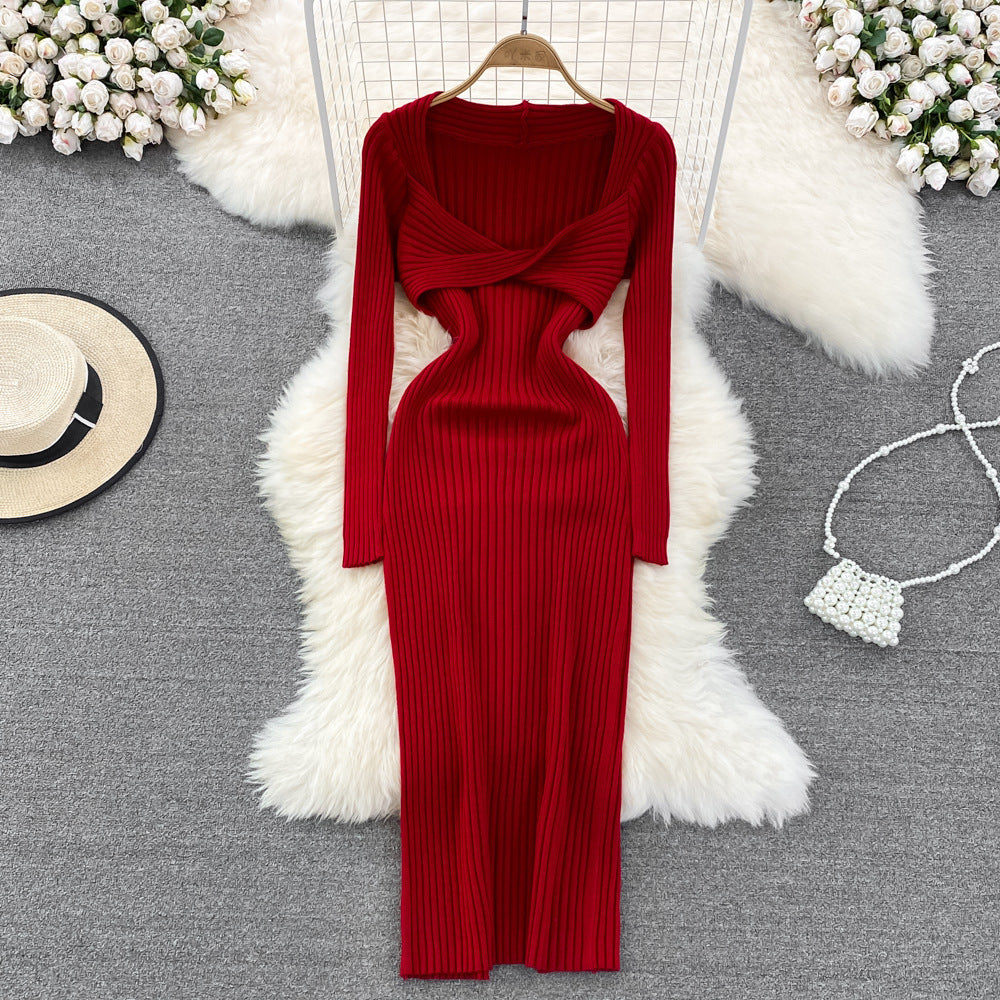 Robe mi-longue en tricot à fines bretelles